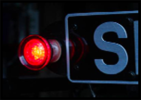 image 3 - Brake light only – no number plate illumination
